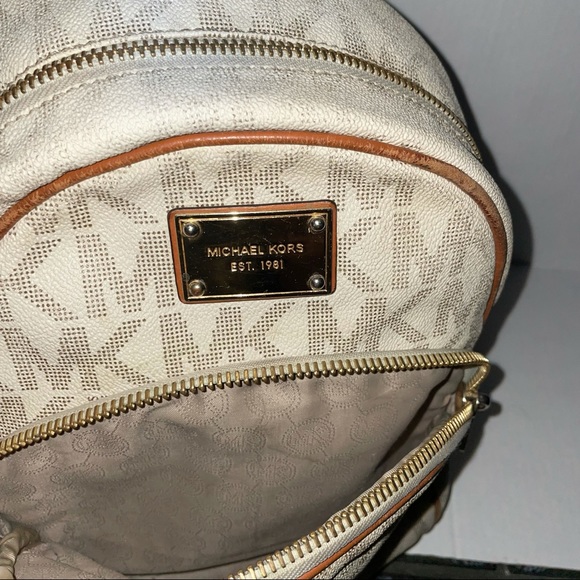 Michael Kors Jet Set Backpack and Wristlet Wallet Set - Picture 6 of 10